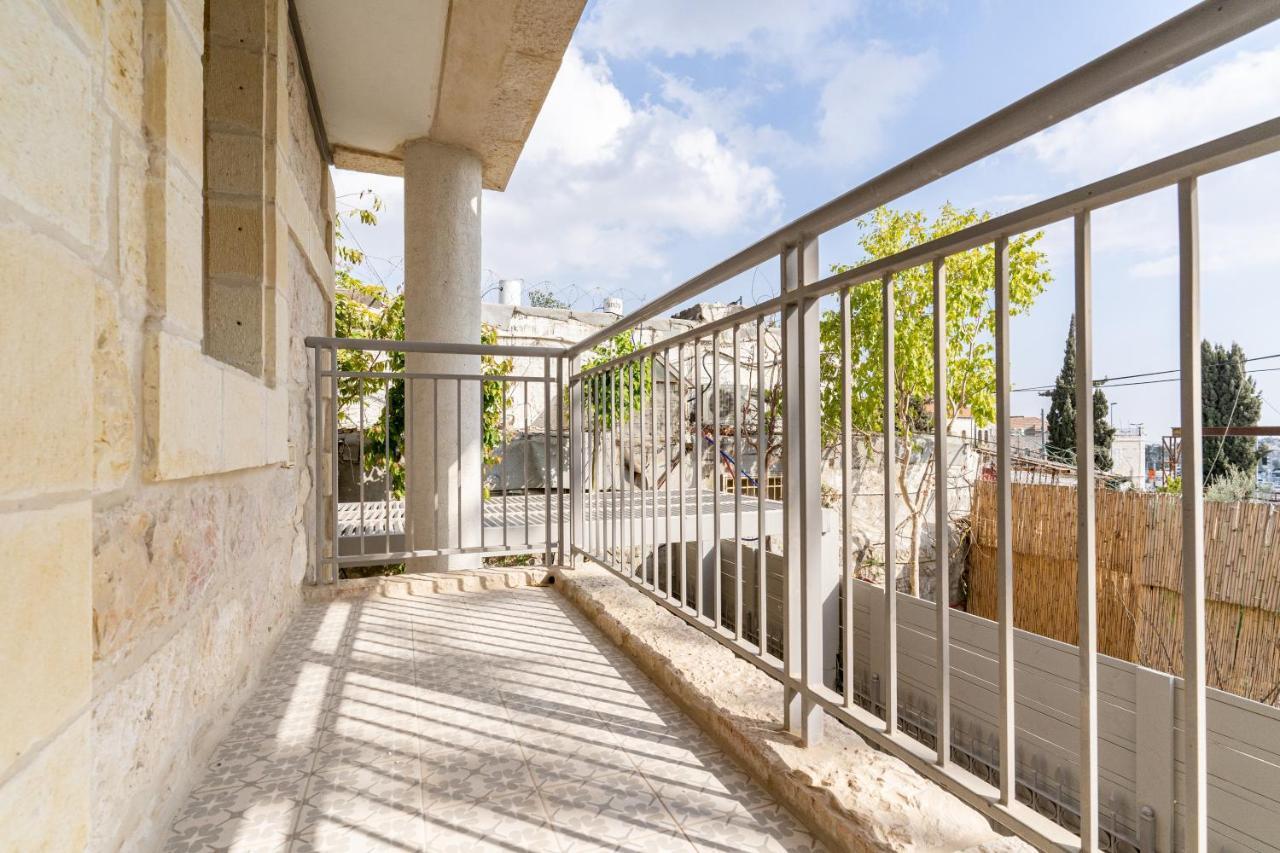 The Haneviim Suites - Isrentals Jerusalén Exterior foto